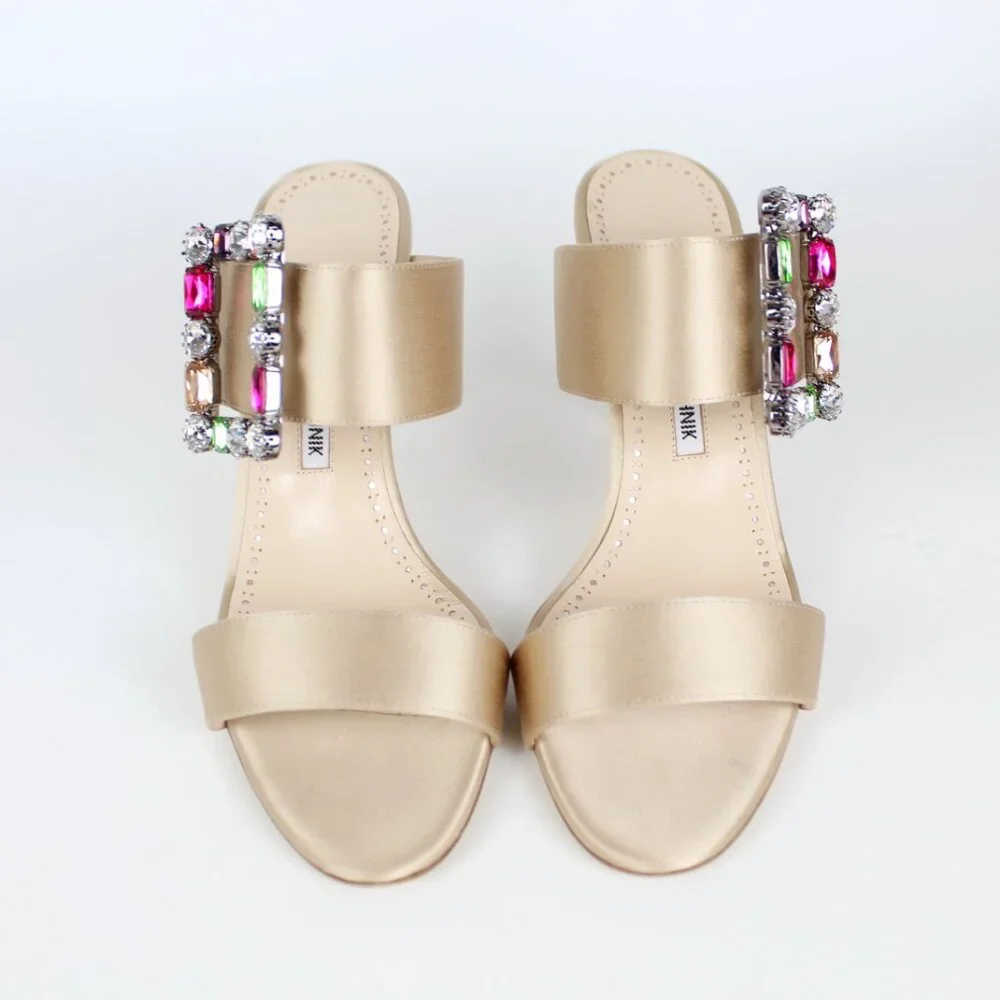 NEW Manolo Blahnik Verda 90 Crystal Buckle Satin Mule Sandals Nude EU 38.5